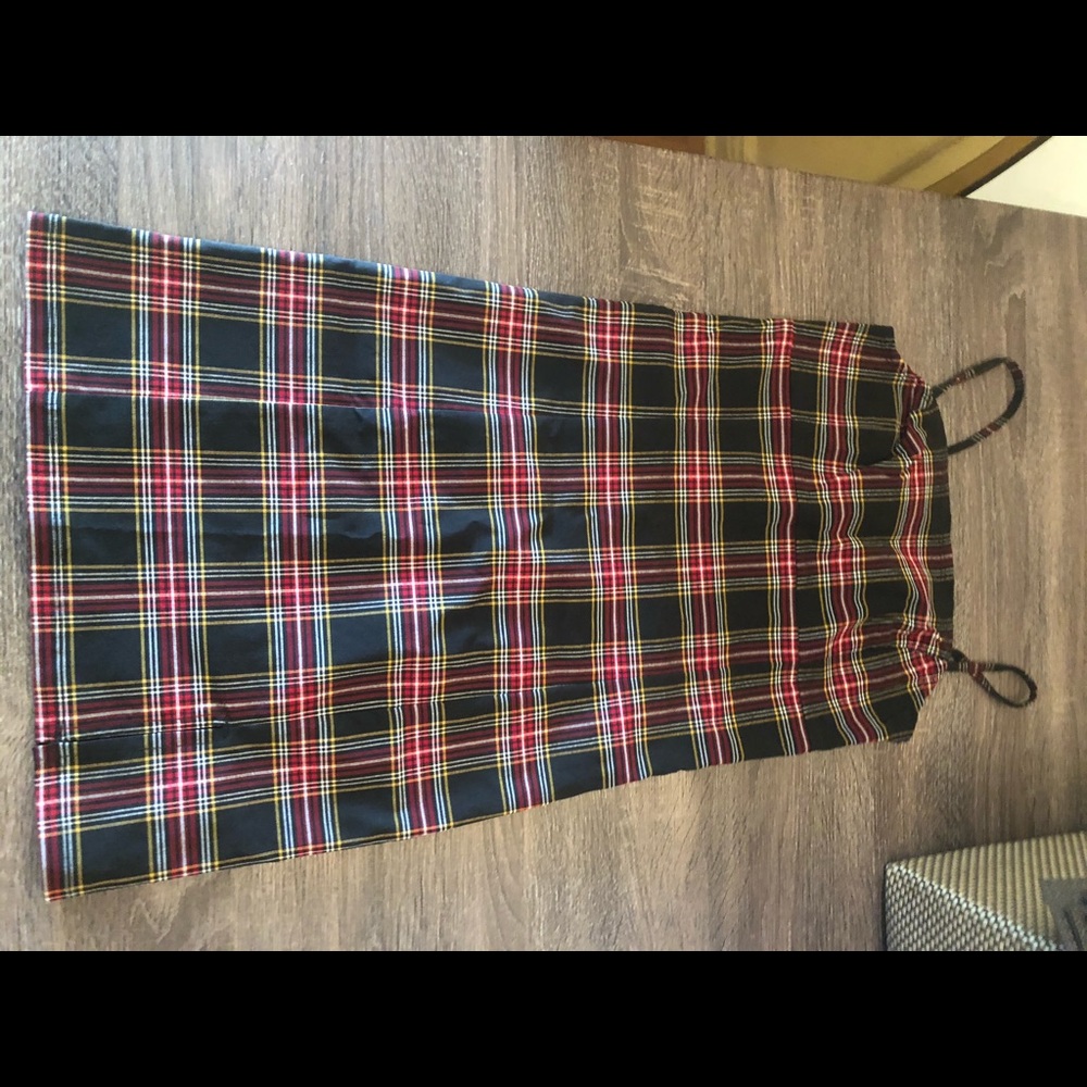 Super cute plaid garage dress